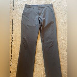 Brand new Mizzen and Main Helmsman Chino Pant